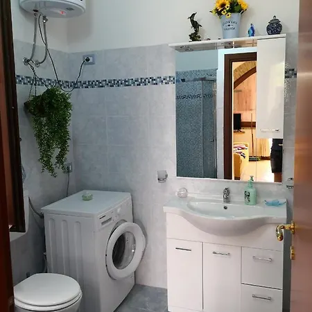 Nyaraló Il Bronzetto